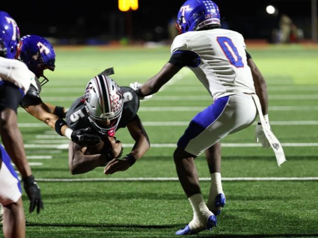 Lake Belton Broncos Come Up Short in Offensive Shootout Against Temple, 49-41