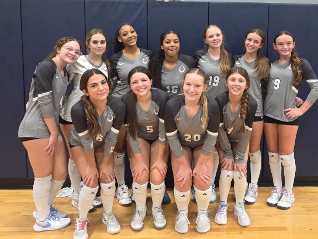 Freshman Silver Battles Past Temple Flex in Two-Set Victory