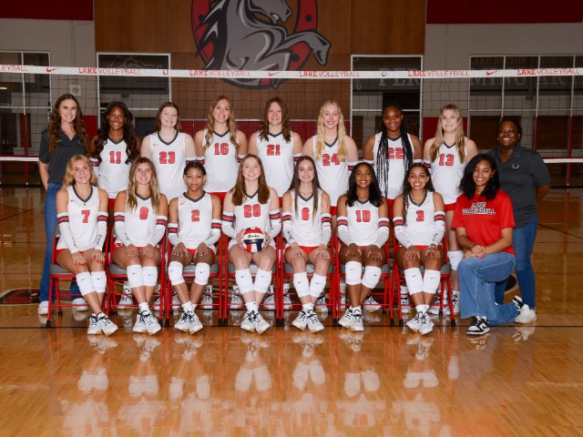 Bronco Volleyball Falls to Highland Park in Regional Semifinal Match Up