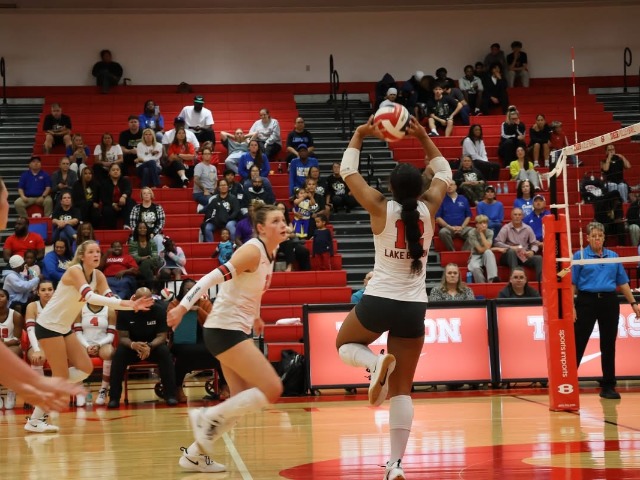 Lake Belton Edged Out by Copperas Cove in Hard-Fought Play-In Match