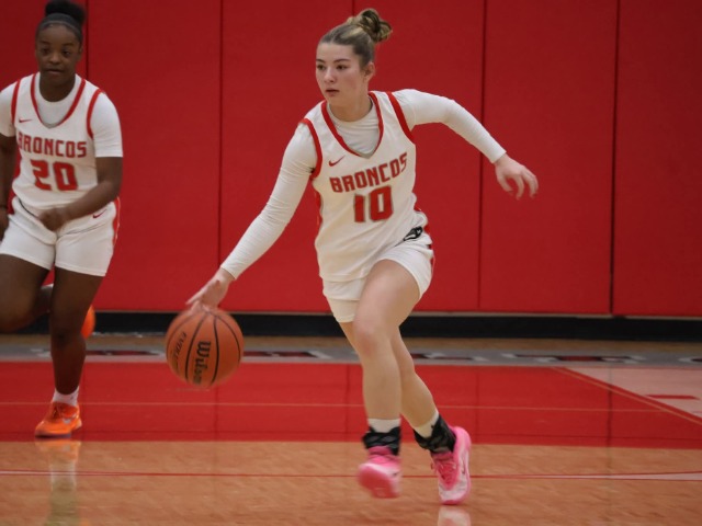 Broncos JV Girls with 51–34 Win Over Ellison
