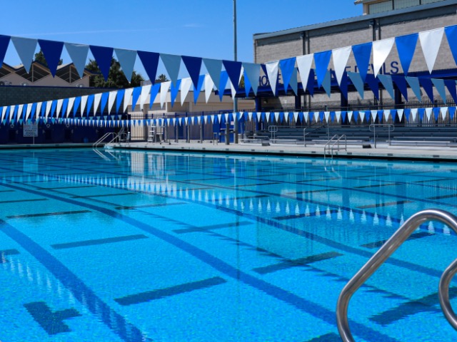Davis Senior High Aquatic Center