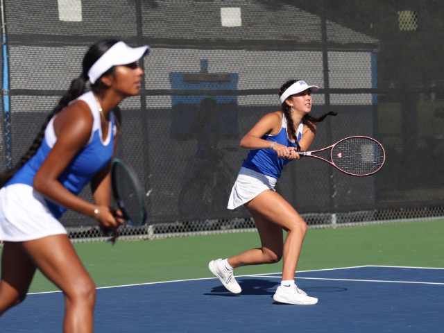 Ana Palmbaum, left and Lea Lamoureux.