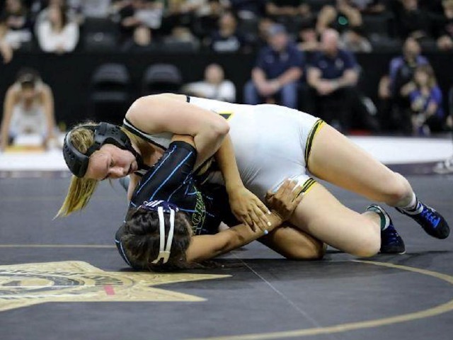 Del Oro Varsity beats Whitney 57-16, now 5-0 in SFL