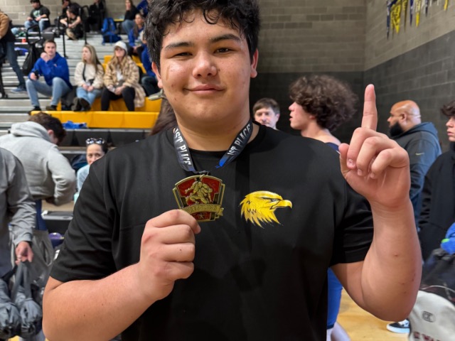 Del Oro wins 12 of 14 matches to beat Rocklin 65-12