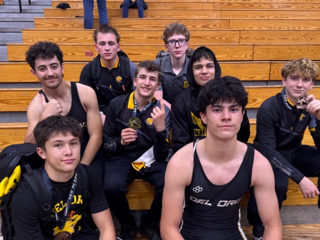 Del Oro overcomes 27-15 deficit to beat Folsom 34-30