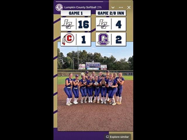 Softball Cruises Through the Weekend!