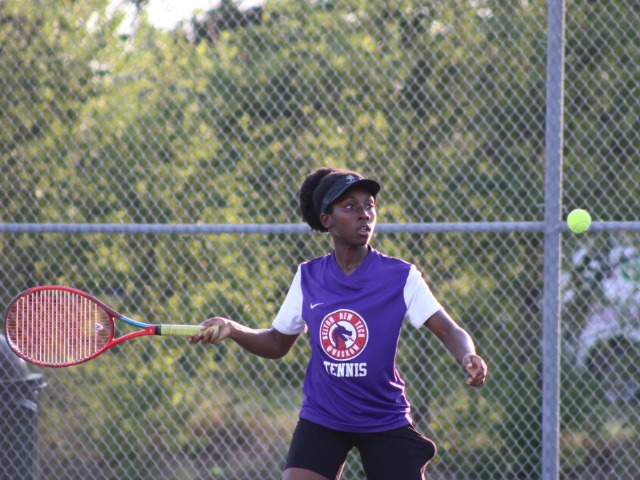 Dragons Win Third Match in a Row, Earning a Spot in the Playoffs