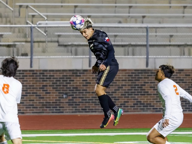 Knights dominate matchup against Lake Worth