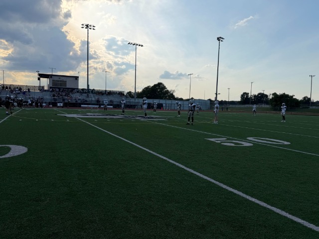 Gators Dominate Kingwood Park 28-0