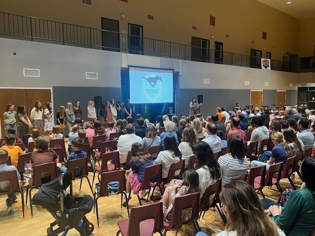 Group shot of Fall Logic sports banquet