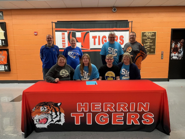 SIC Softball signs Carterville's Lacie Carr