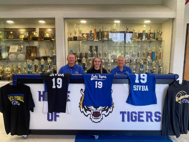 SIC Volleyball Adds Thompsonville High School Outside Hitter