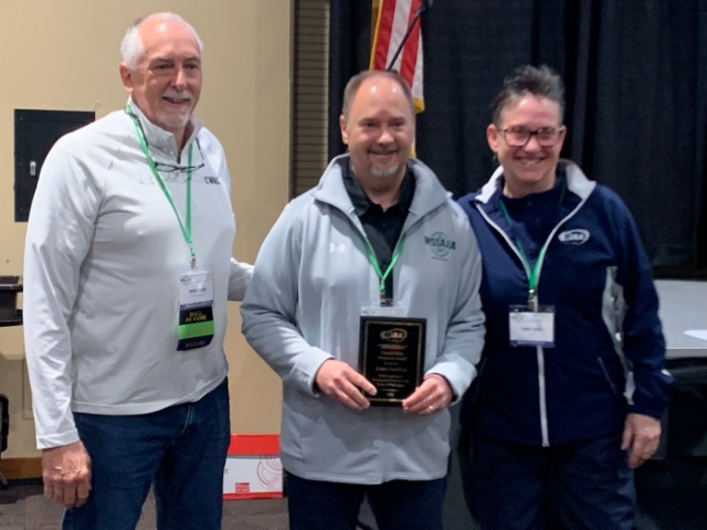 Loren Sandhop, AD receives Gareth Giles Award