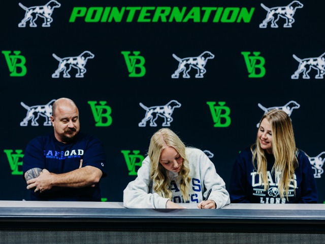 Abbigail McCarty Sign with UAFS image 