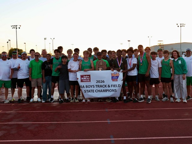 STATE CHAMPIONS: Van Buren’s state title a result of ‘total team effort’ image 