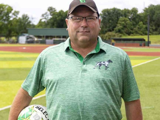 Almond navigates youth movement for Van Buren boys soccer