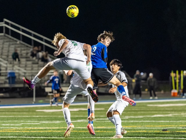 Denker Heads Away A Clearance Versus Strongsville