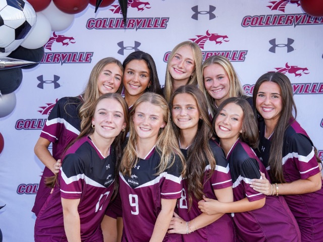 Dragons Dominate on Senior Night, Set Up State-National Showcase Against Houston