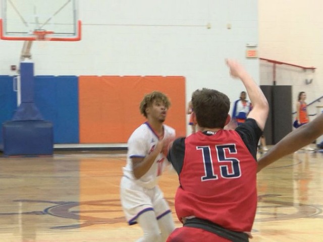 Admirals win Thanksgiving Tournament Championship