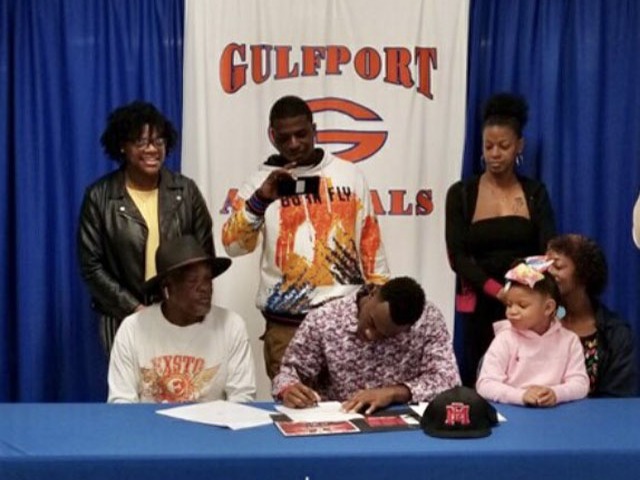 Tommie Johnson signed a LOI today with East Mississippi CC