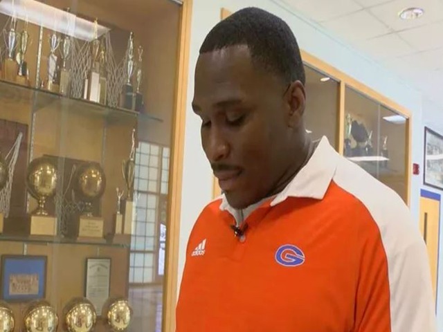 Gulfport coaches called heroes after helping accident victim