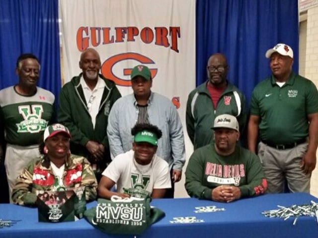 Jamison Lindsey signed a LOI today with MS Valley State University