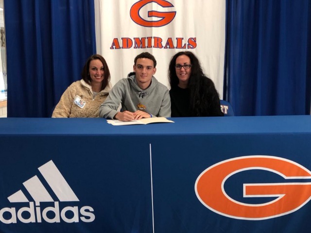 Durron Myers signed a Soccer LOI this morning with Pearl River CC