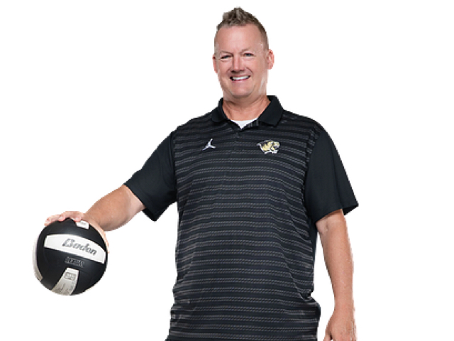 staff photo of Rob Barnes