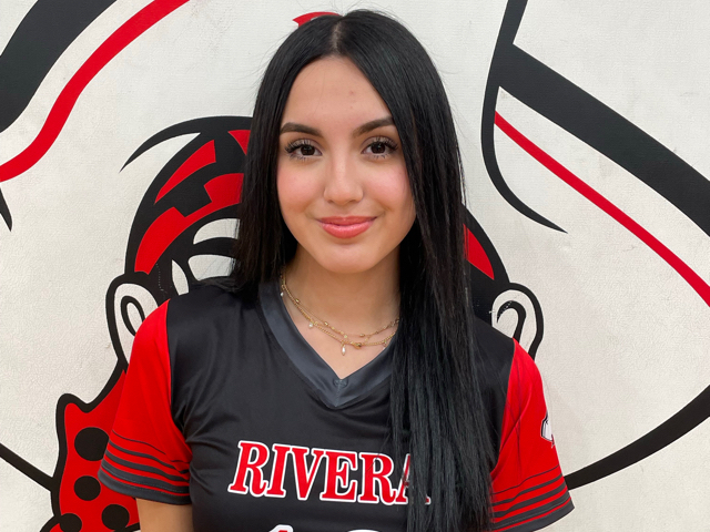 roster photo for Minelly Garza