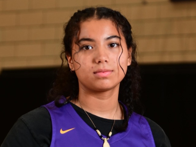 roster photo for Dominique Dailey