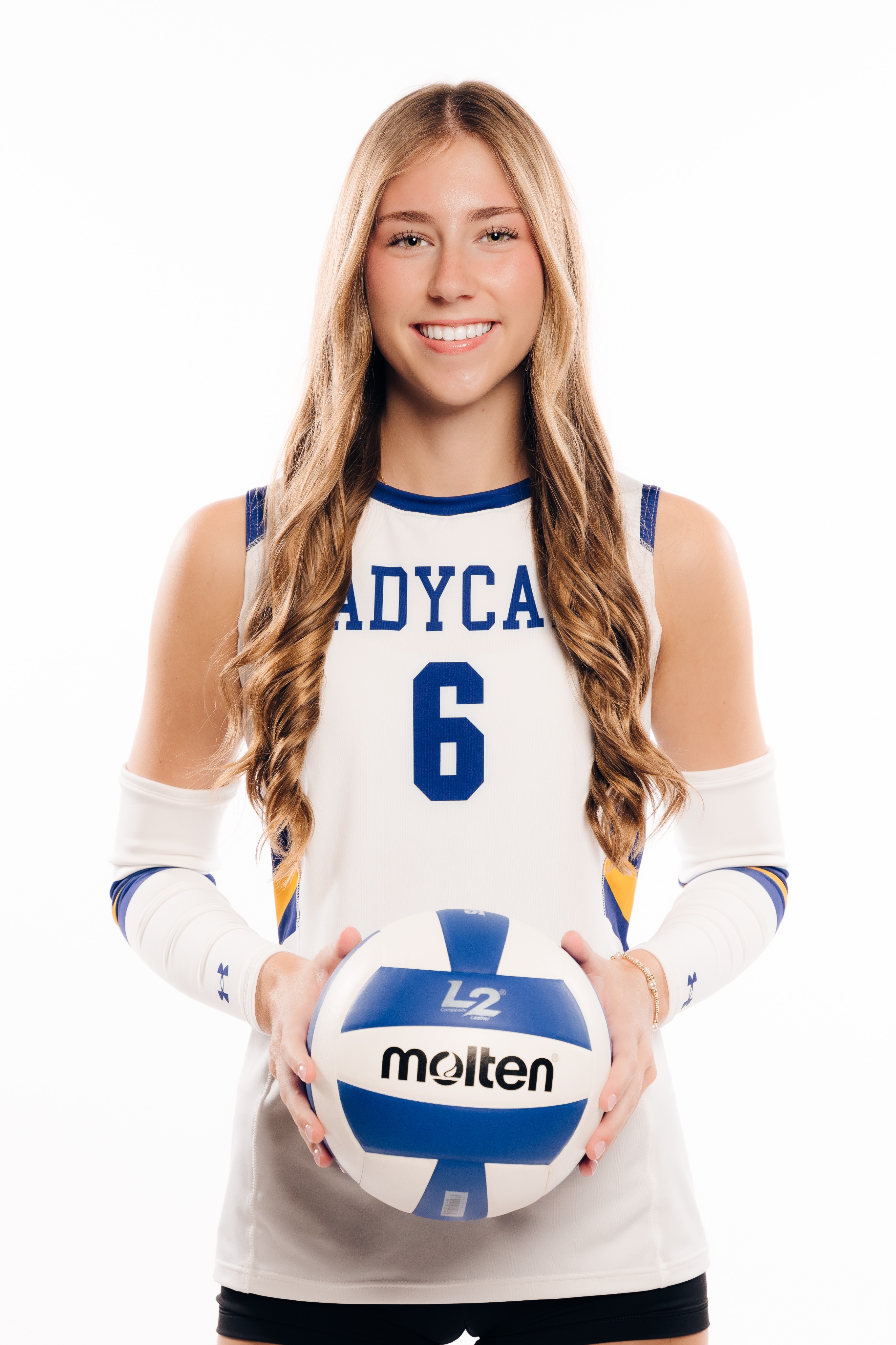 roster photo for Maggie Hurst