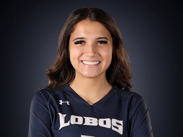 roster photo for Isabella  Bueno
