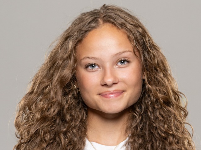 roster photo for Maddie Burkett
