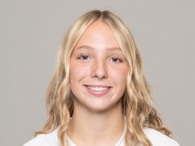 roster photo for Taelyn McCracken