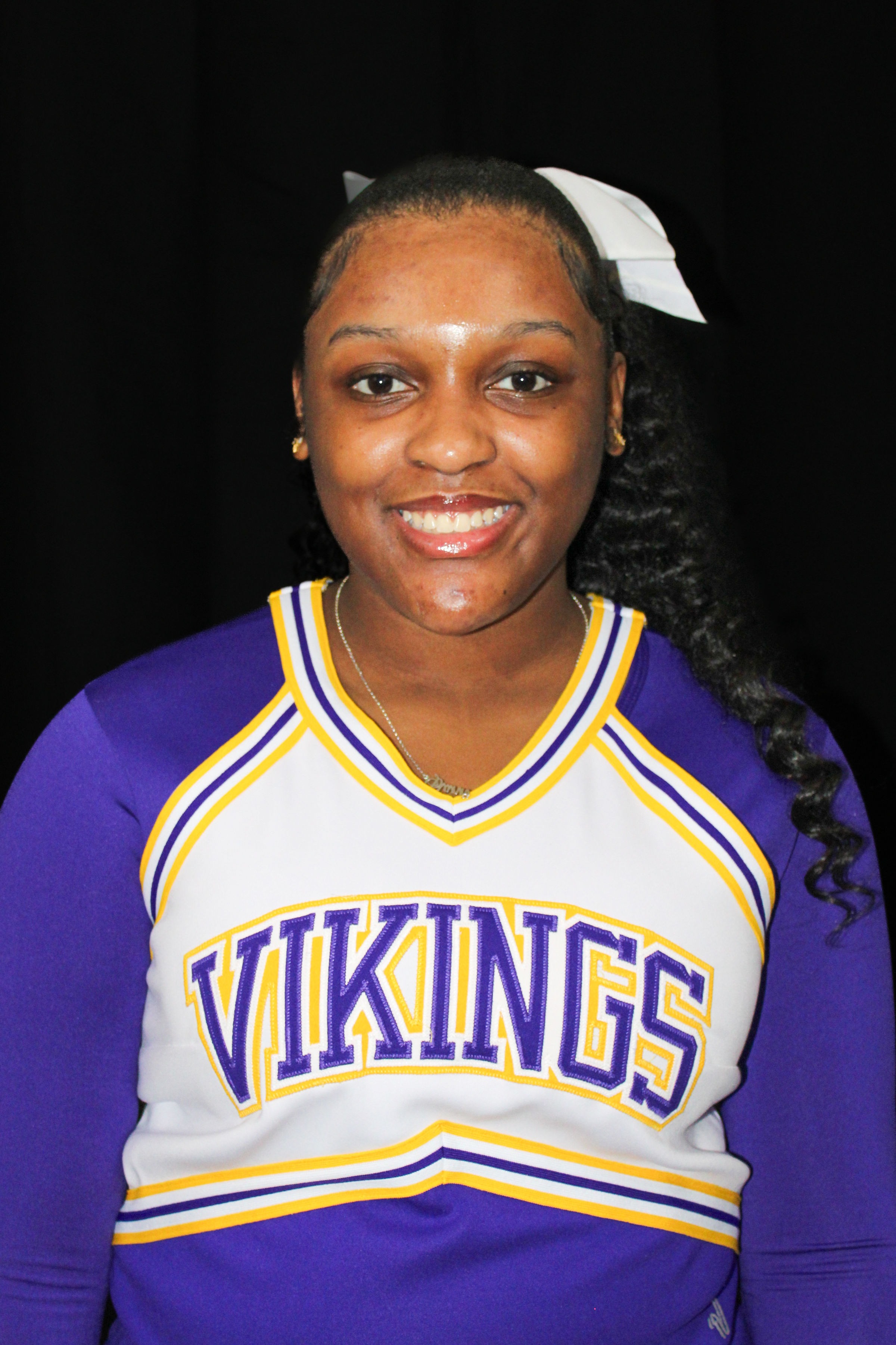 roster photo for Amaya Holloway