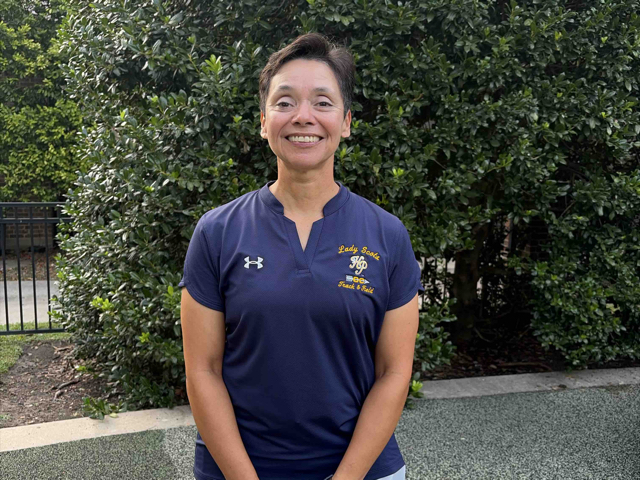 staff photo of Roxanne Farris