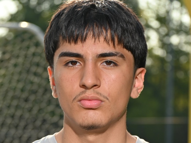 roster photo for Oscar Moreno