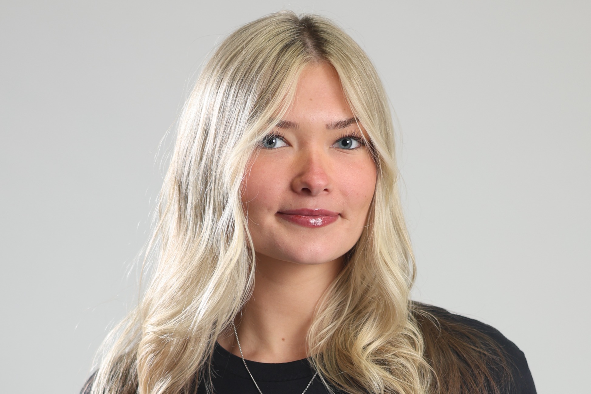 roster photo for Mariella Franzyshen