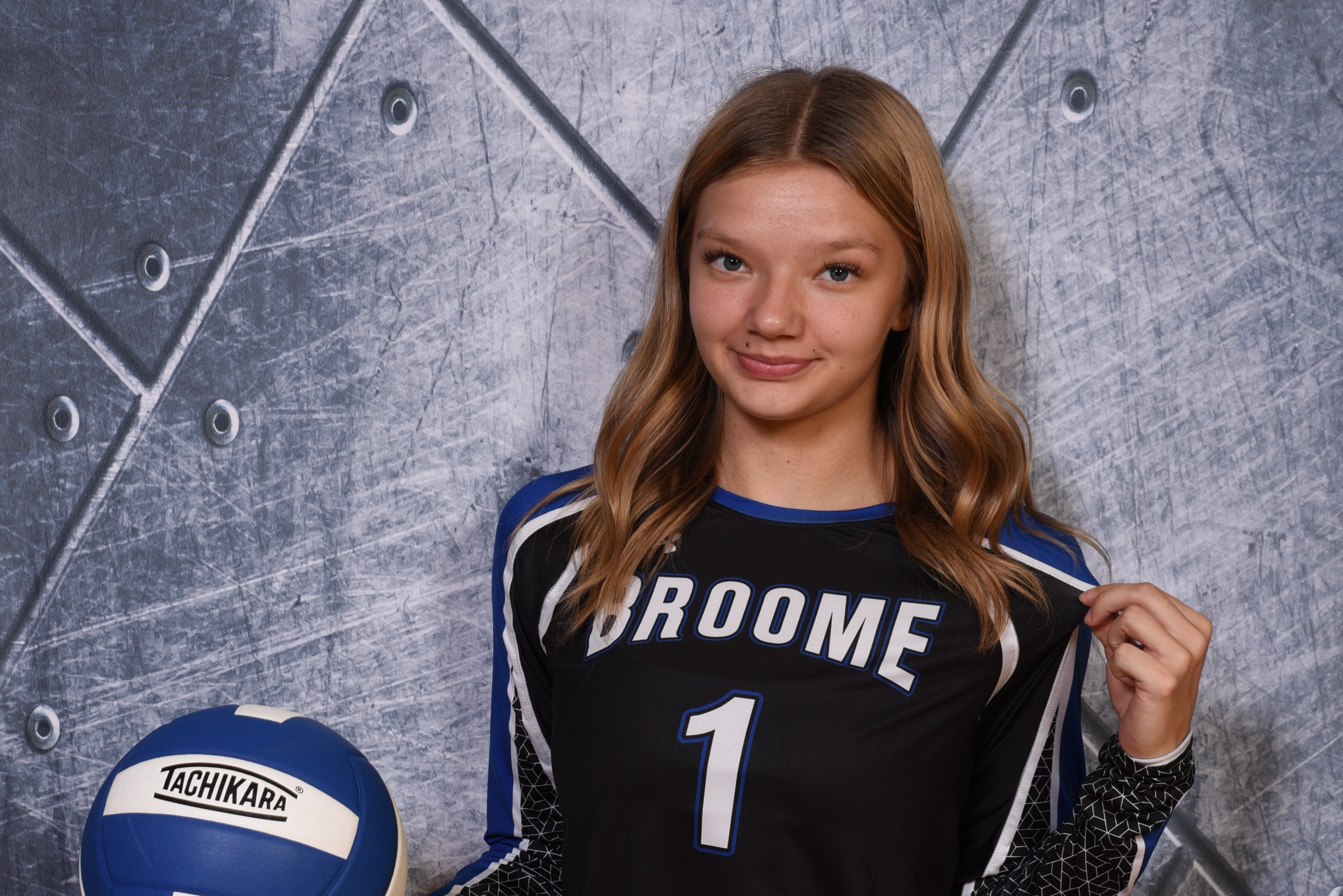roster photo for Layla McKellar
