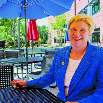 Photo of Lucy Beckham