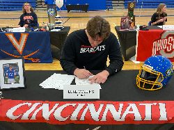 Luke Collins '26 - Cincinnati - Football