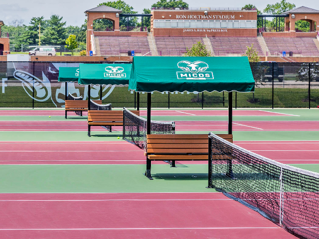The Michael W. and Quirsis V. Riney Family Tennis Center 0