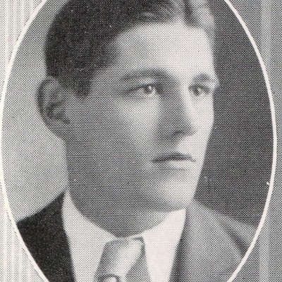 Matt Thernes '32
