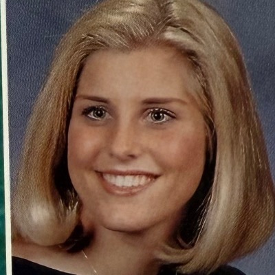 Lisa Vondrell Conner '00