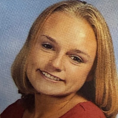 Ashley Queen-Janning Manfra '02