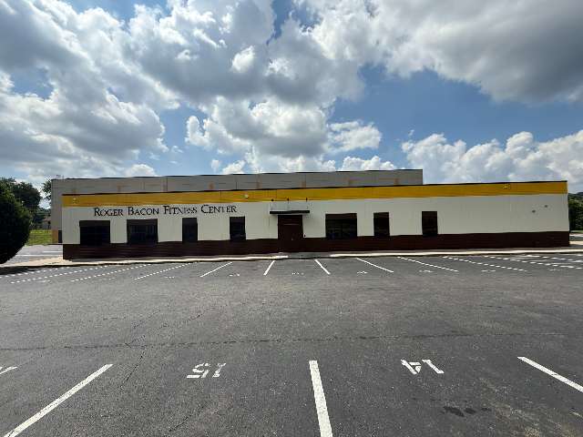 Roger Bacon Fitness Center entrance 0