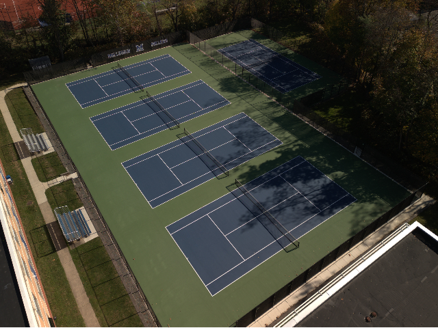 Tennis Courts courtesy of Kevin Bumcroft 0