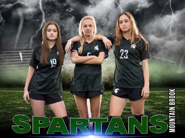 2022 Captains Lily Pate Elle Stokes Isabel Smith