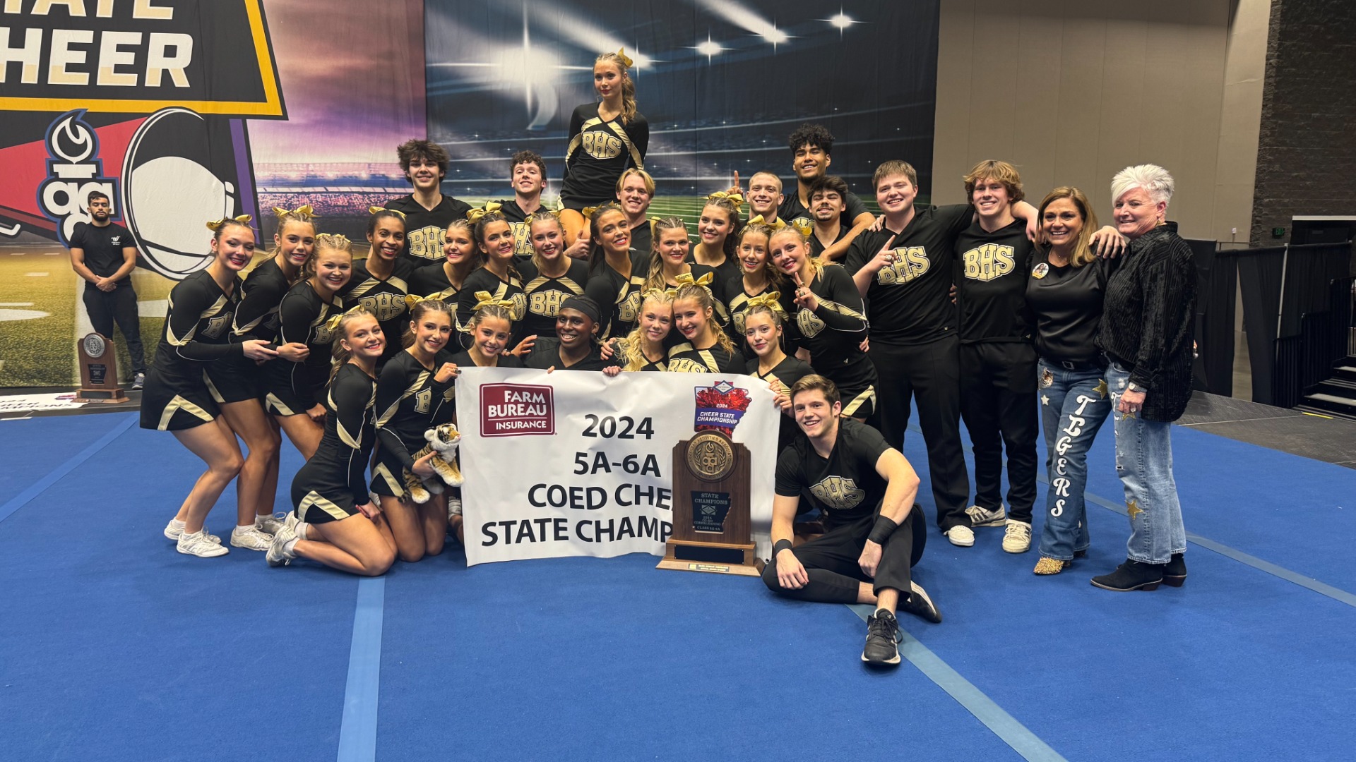 Slide 3 - Tiger Cheer - 5A/6A Co-Ed State Champions